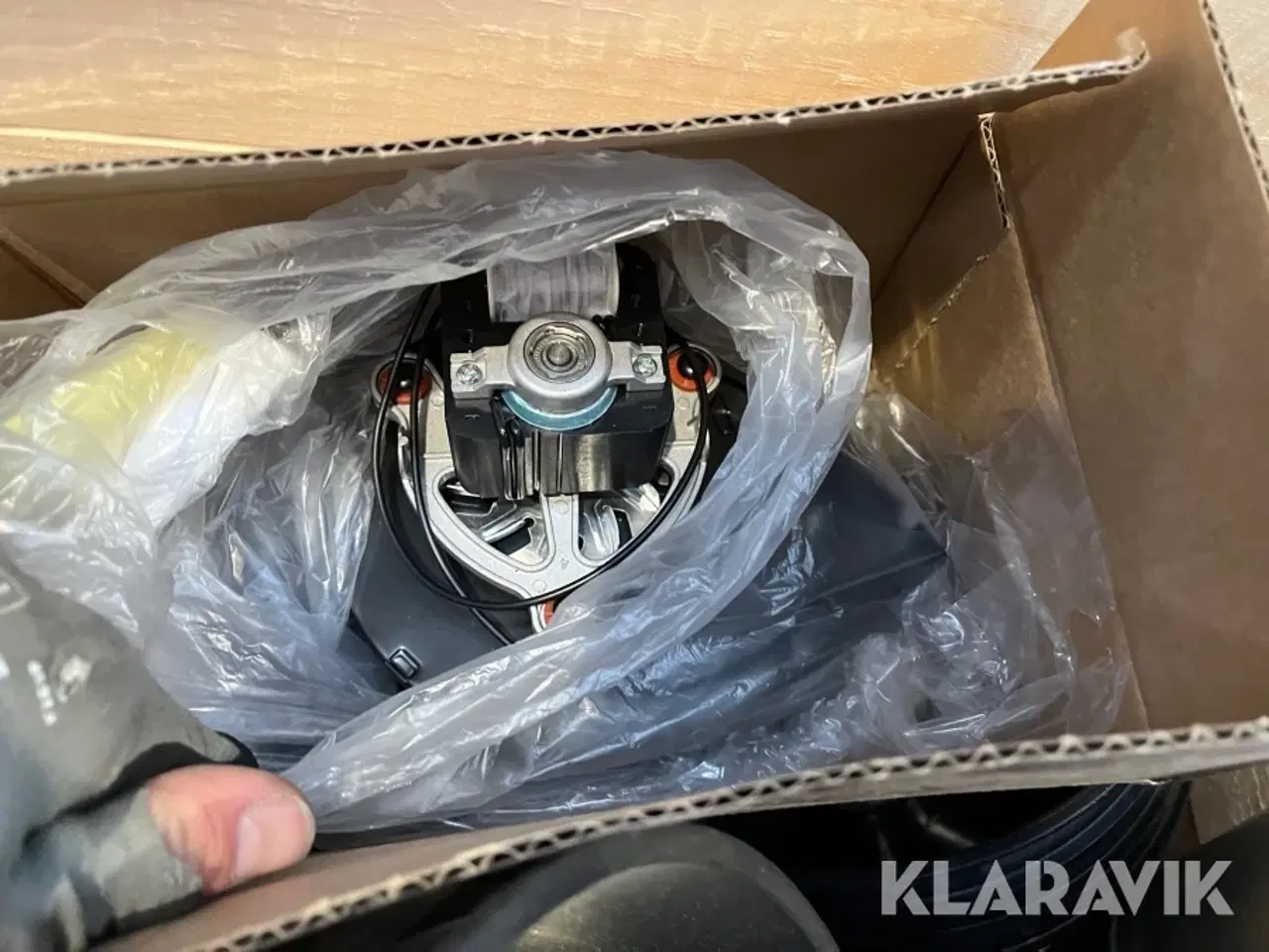 Billede 10 - Lot - rottespærre, lyddæmpere, svejsetråd og øvrigt - 2 paller