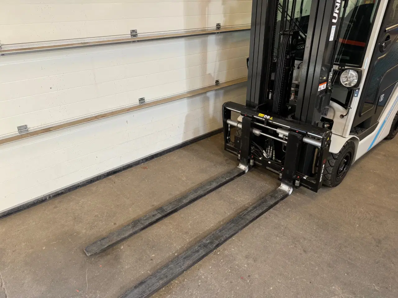 Billede 3 - Unicarriers 1600 kg eltruck. Som ny. Kun 130 timer
