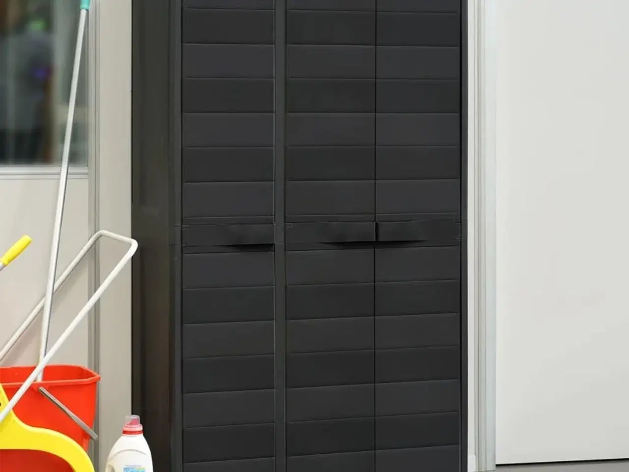 Billede 3 - Haveopbevaringsskab med 4 hylder sort