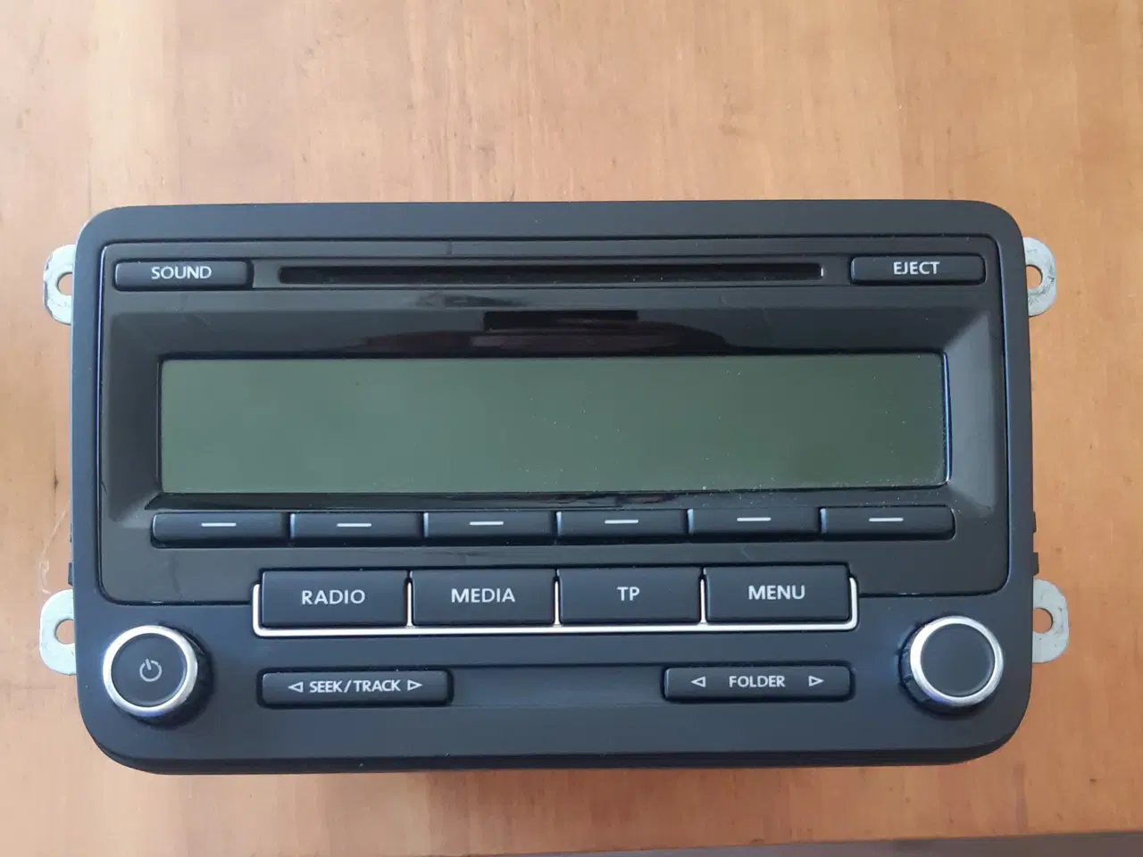 Billede 1 - VW radio med cd-afspiller 