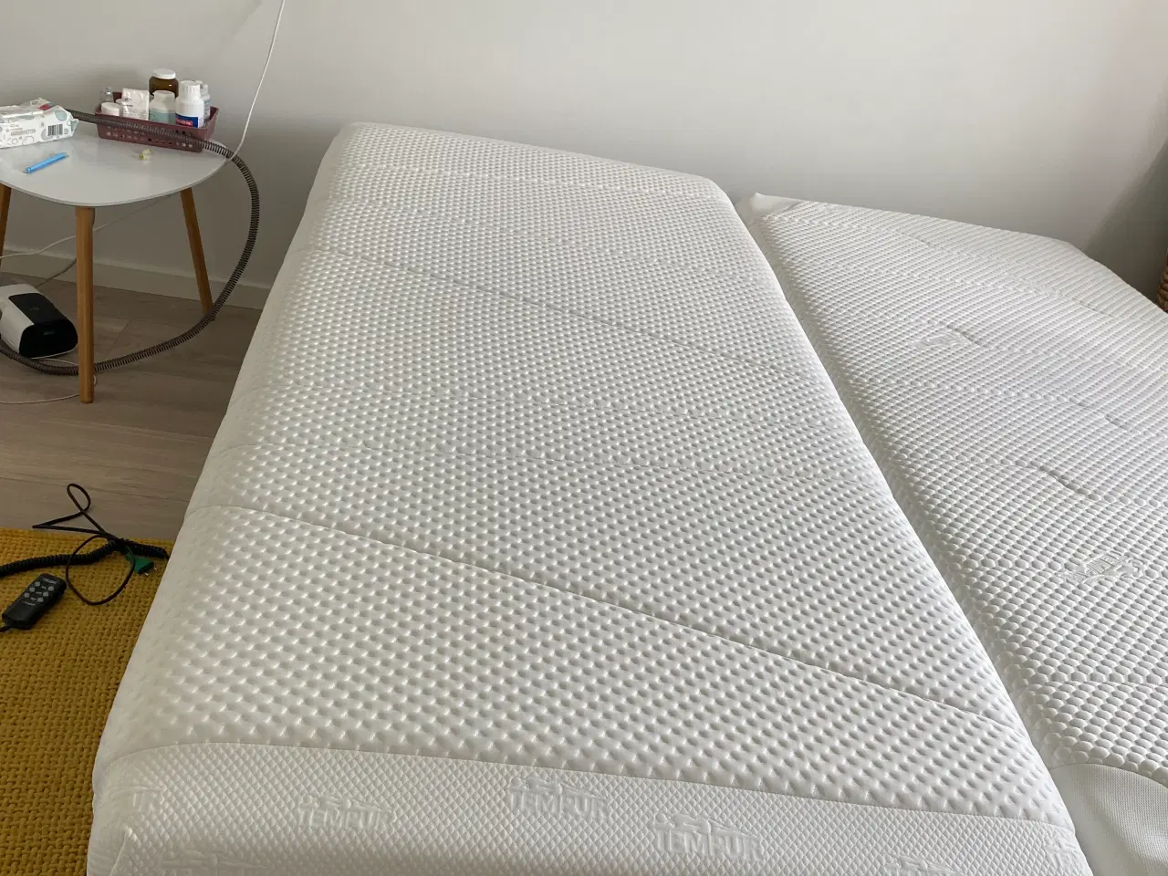 Billede 2 - Tempur elevations seng i god stand