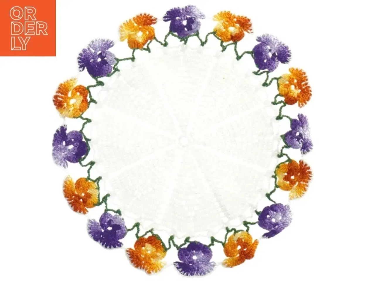 Billede 3 - Hæklet borddug med blomsterkant (str. Ø 17 cm)