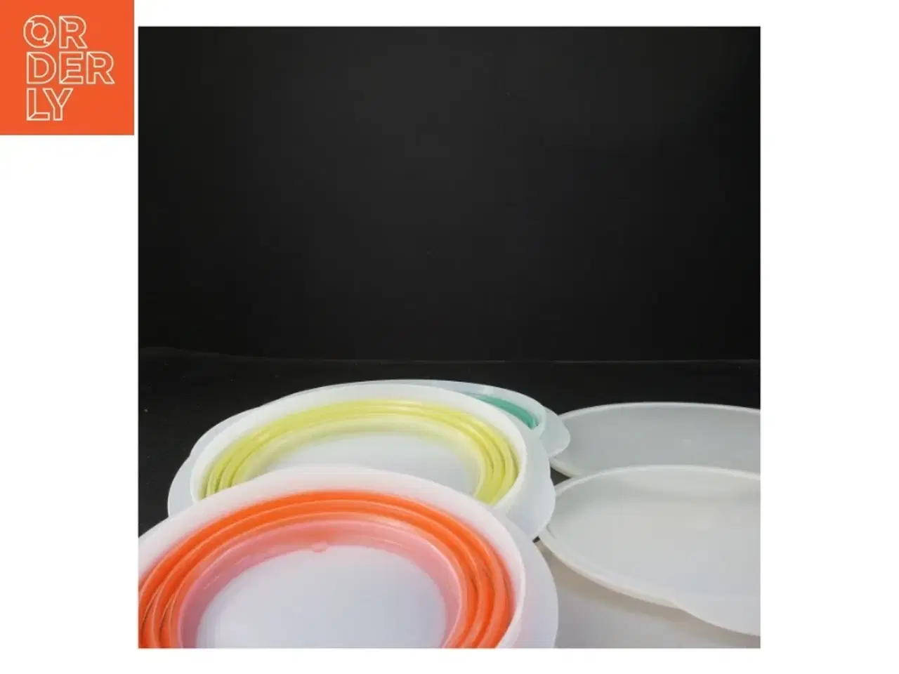 Billede 2 - Sæt med silikone skål låg fra Tupperware