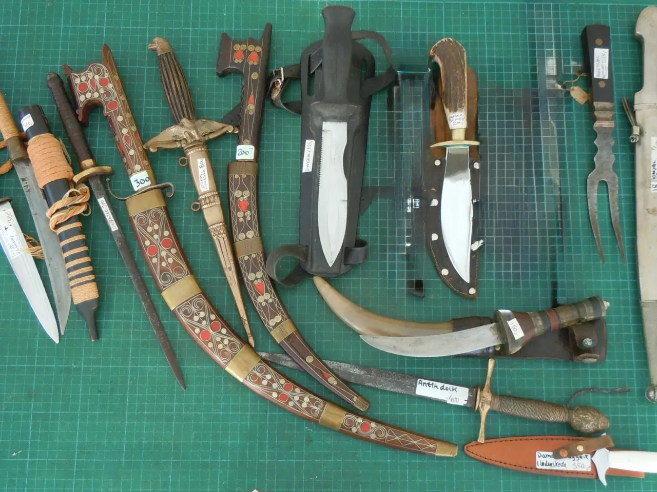 Billede 2 - Dolke og knive, alverdens typer.