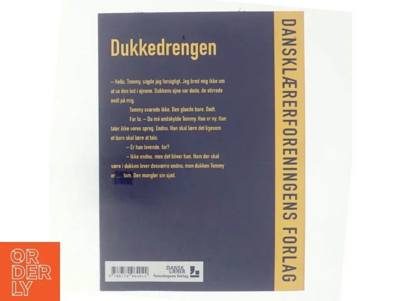 Billede 3 - Dukkedrengen af Peter Mouritzen (Bog)