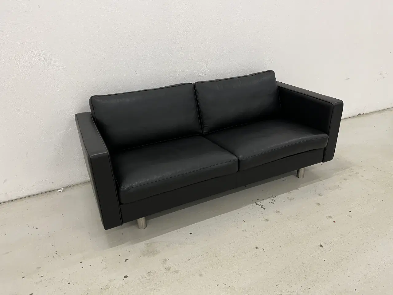 Billede 3 - Eksklusiv Mogens Hansen MH321 2,5 Pers.Sort læder.