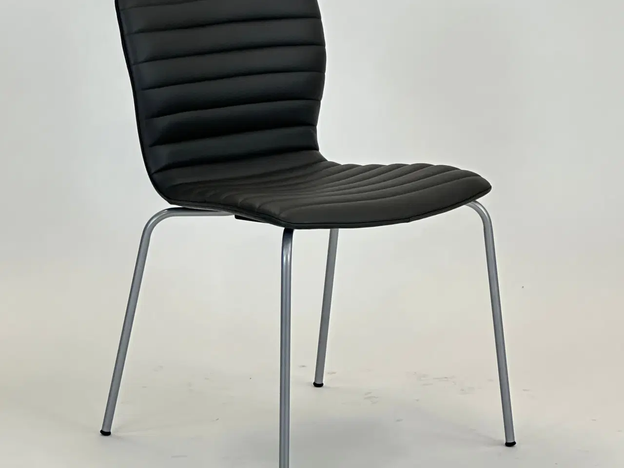 Billede 1 - Butterfly 5310 (Gråt kunstlæder - m. syninger) fra Magnus Olesen