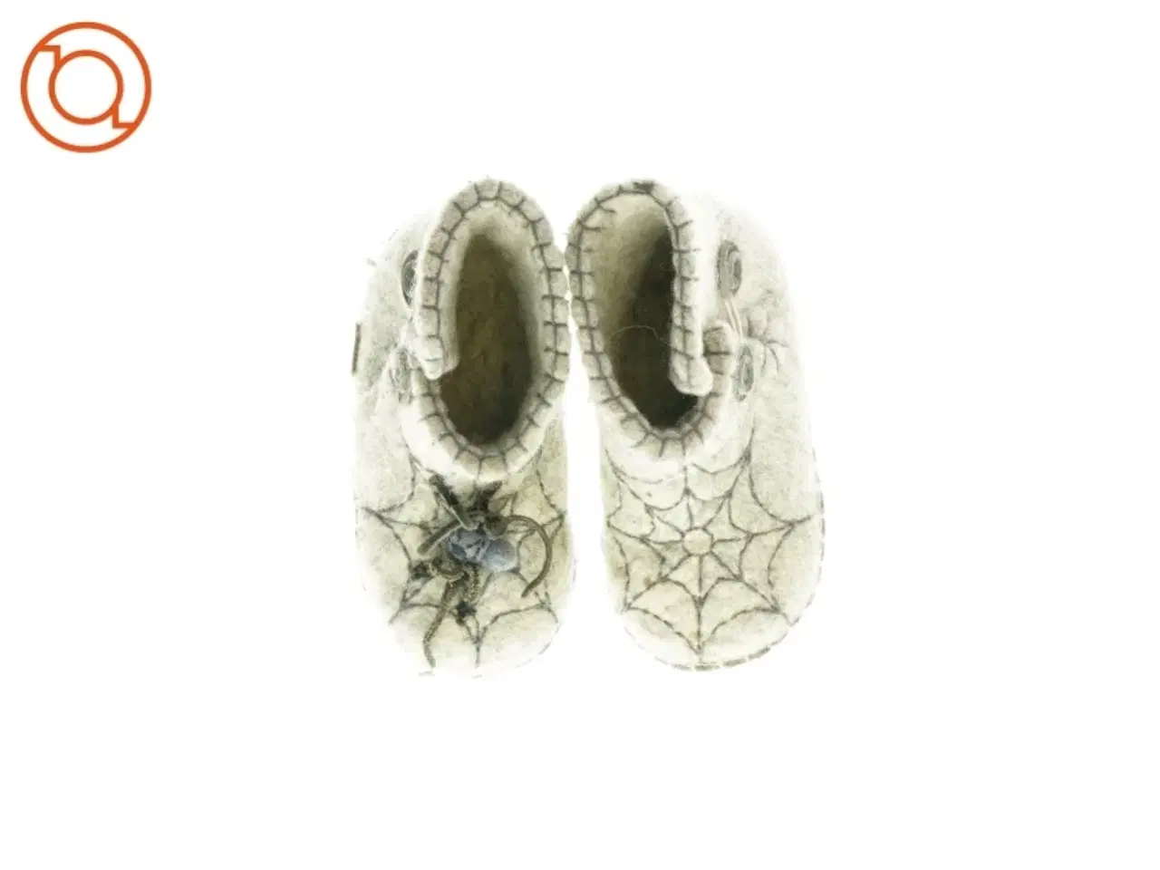 Billede 3 - Uld sutsko med edderkop og spindelvæv (str. 22)