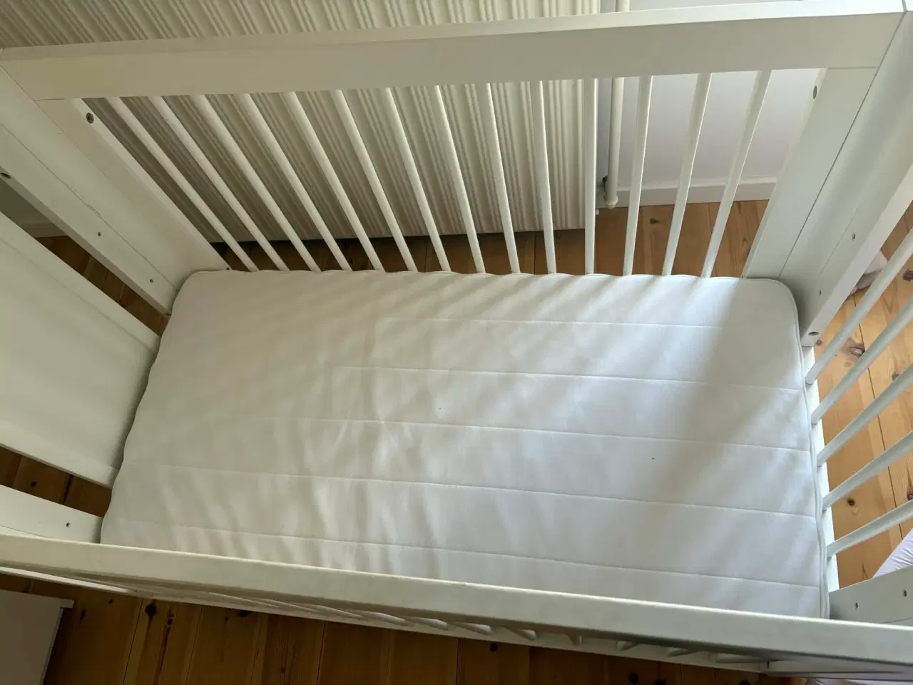 Billede 2 - Ikea tremmeseng