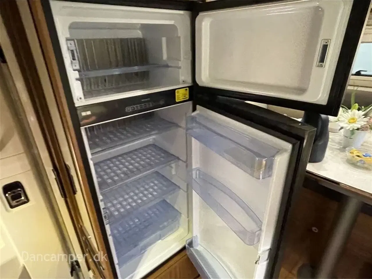 Billede 24 - 2018 - Hymer B 534 Hymermobil   MESSEPRIS kr. 824.900,- SPAR kr. 25.000,- Unik Hymermobil med stor siddegruppe i bag og masser af udstyr. 3500 kg og køres på lille kørekort