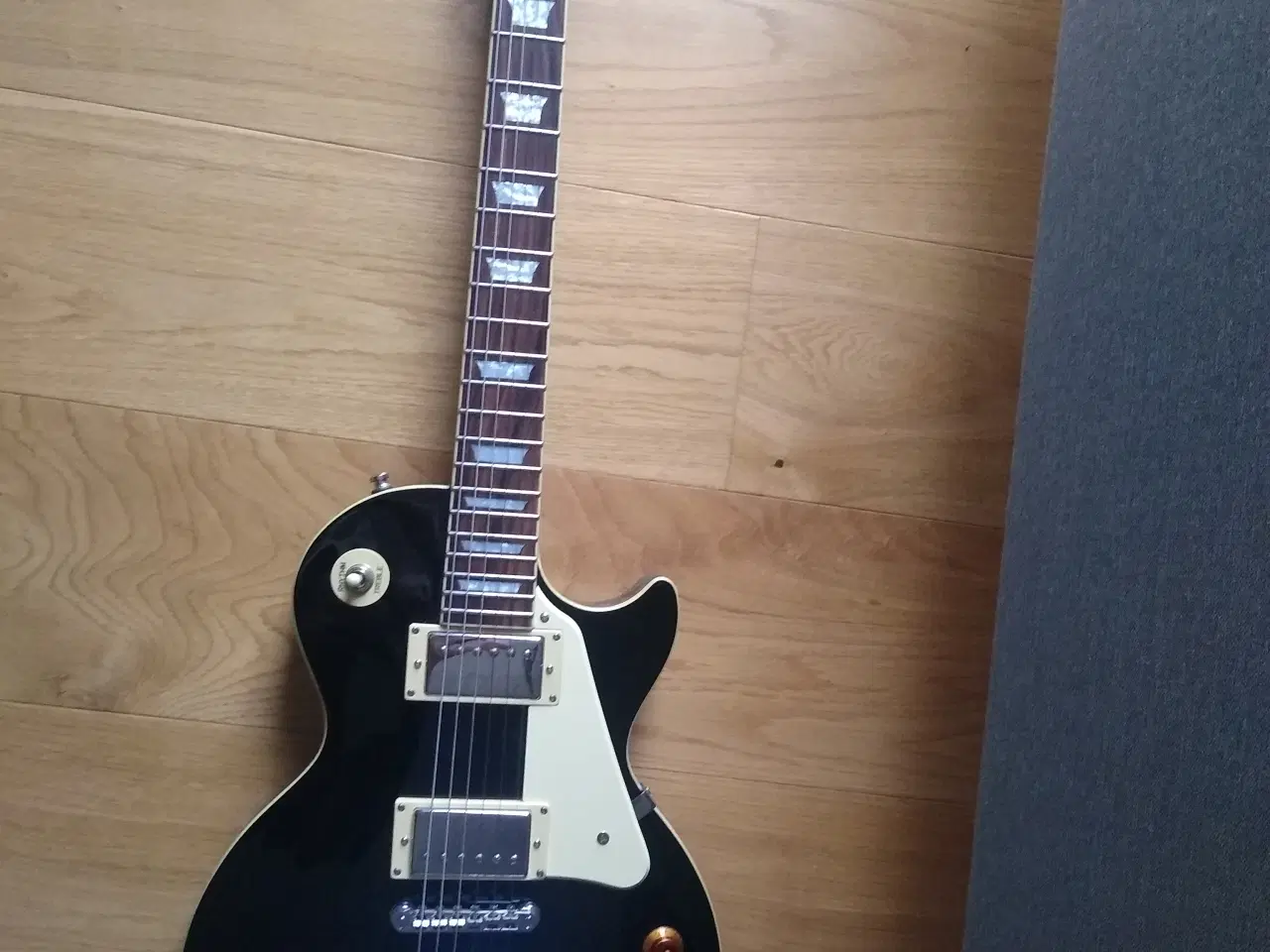 Billede 6 - Epiphone les Paul standard 60s Ebony 