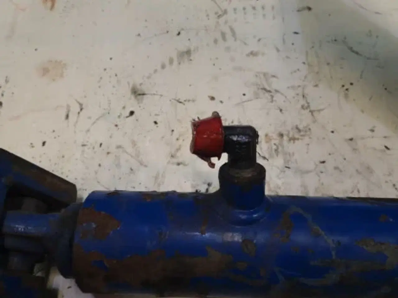 Billede 8 - Ford 6610 Hjælpcylinder D6NNB605B