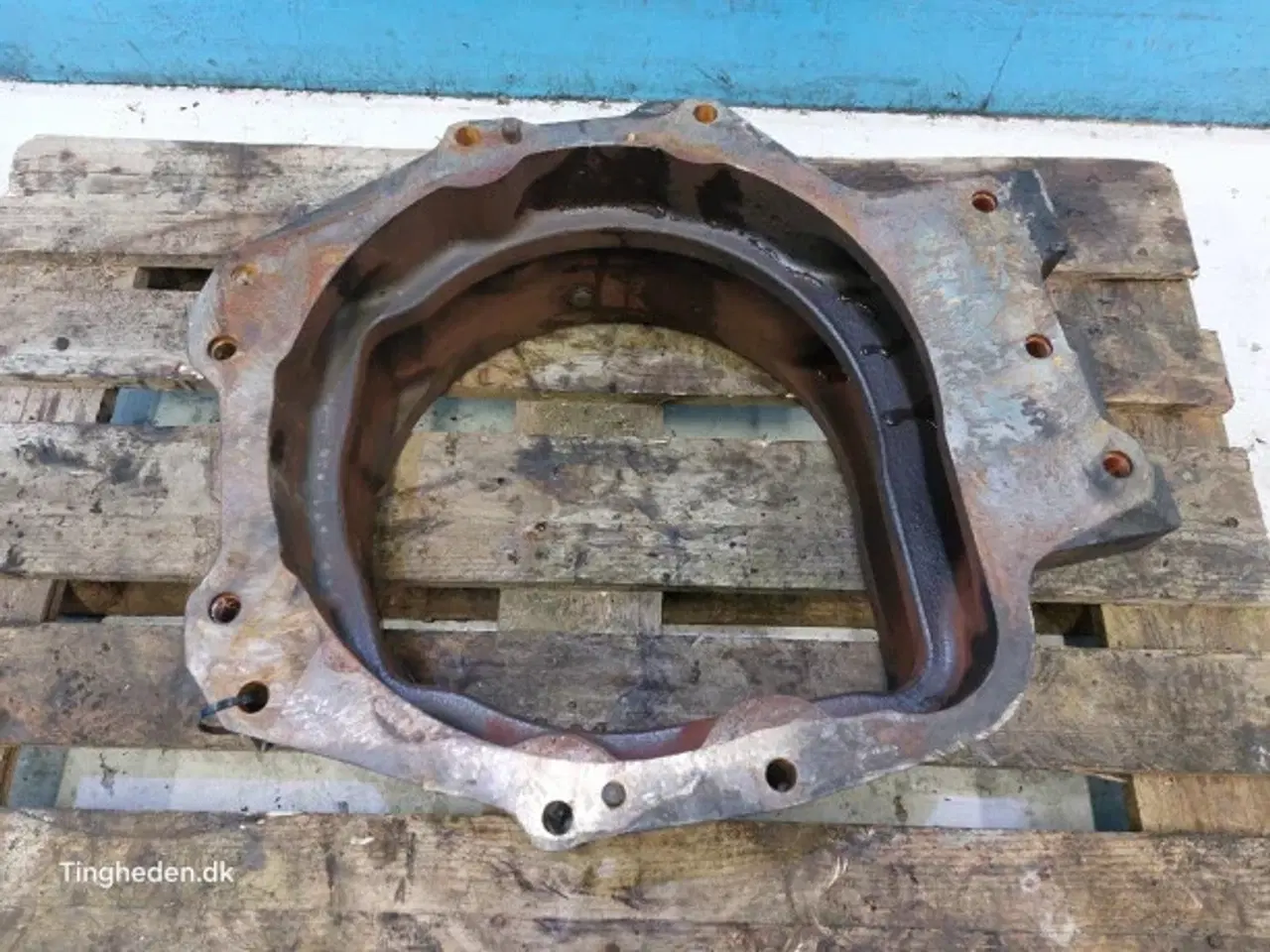 Billede 3 - New Holland T6 Afstandsstykke 47556462