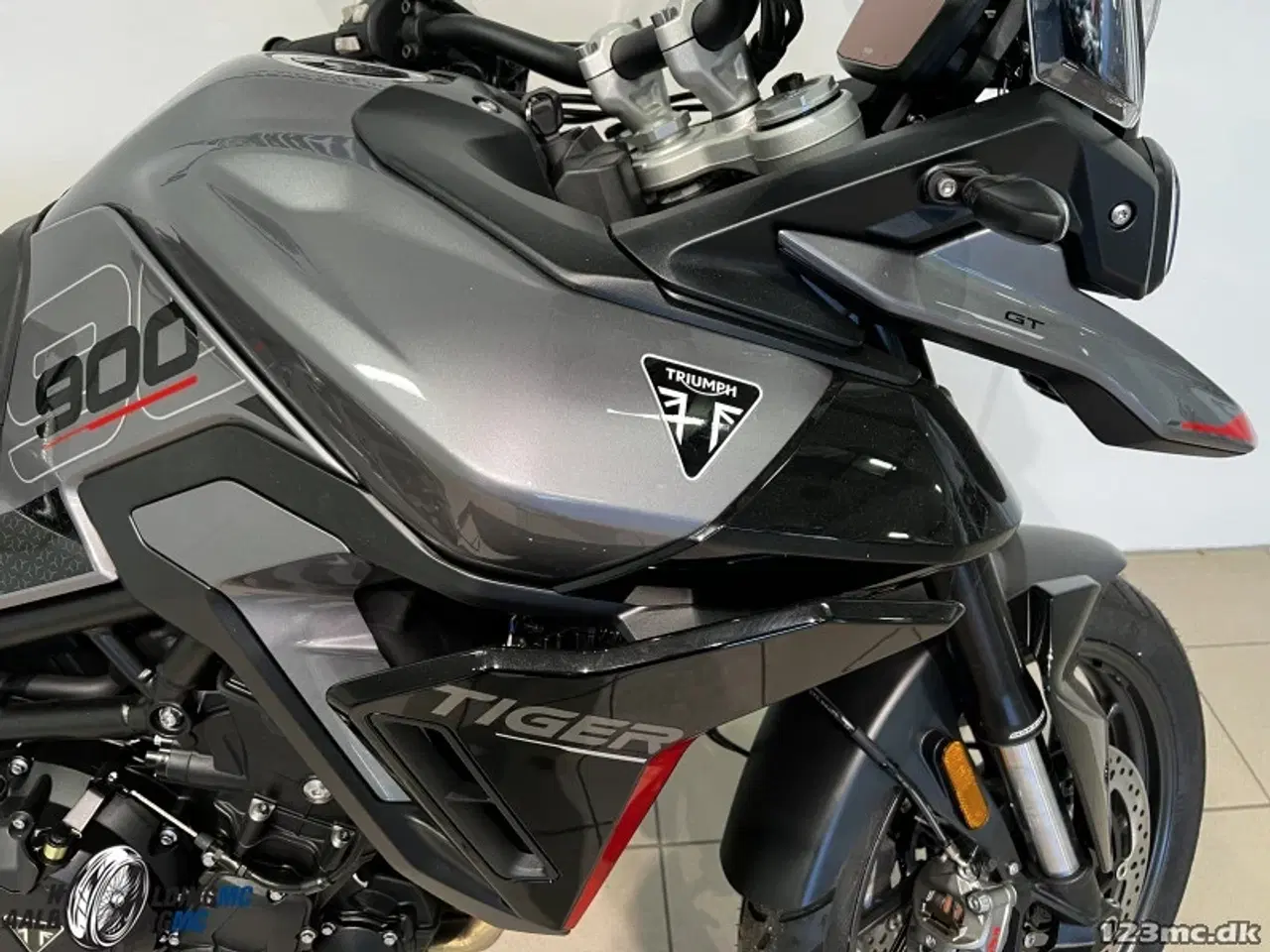 Billede 8 - Triumph Tiger 900 GT GRAPHITE / SAPPHIRE BLACK