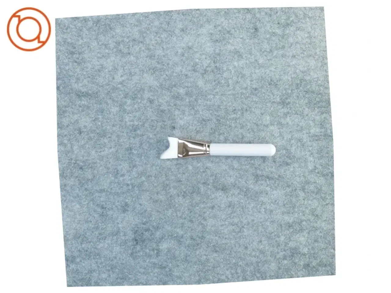 Billede 1 - Makeup børste fra Nire (str. 14 cm)