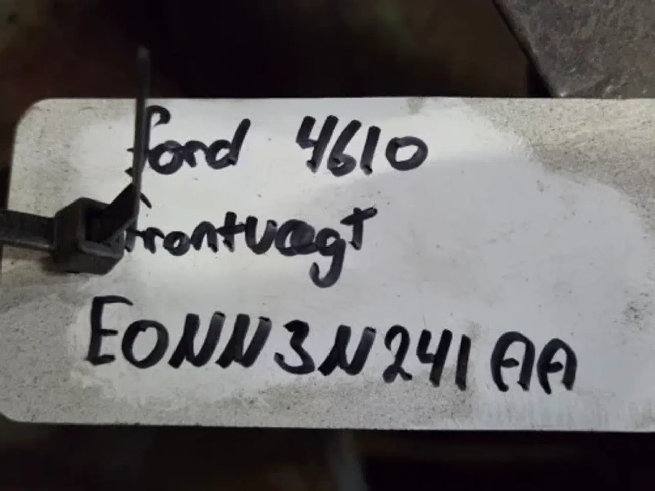 Billede 5 - Ford 4610 Frontvægt E0NN3N241AA