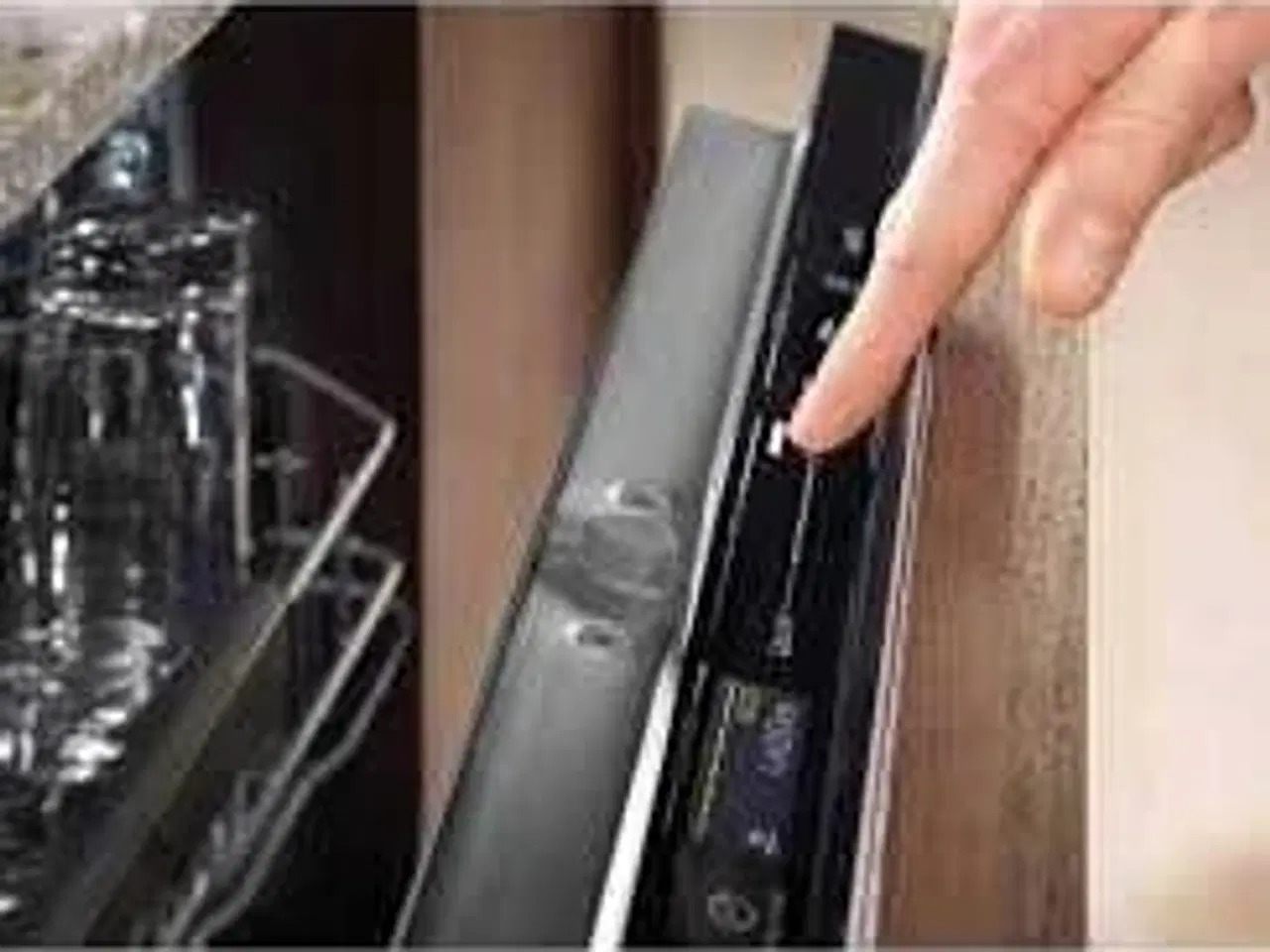 Billede 4 - Electrolux Integrerbar opvaskemaskine EEA47310L