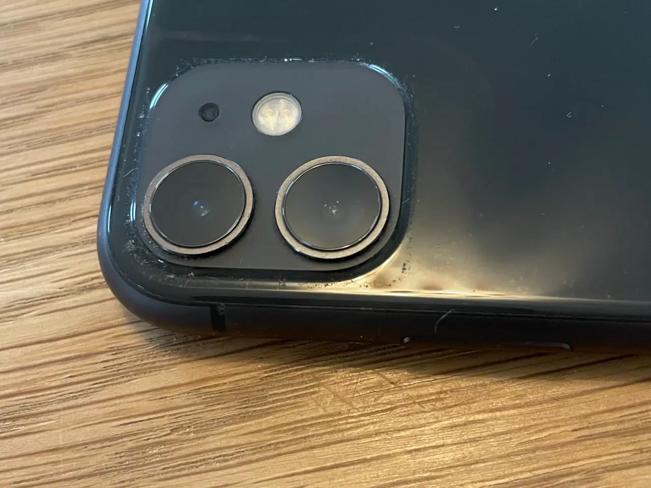 Billede 3 - iPhone 11 (64 GB)