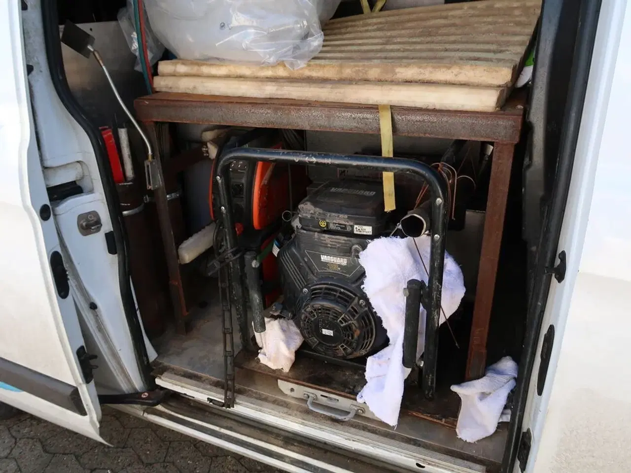 Billede 12 - Varebil FORD Transit 2.0tdci - Fwd (130 Hk) Kassevogn Fwd M6