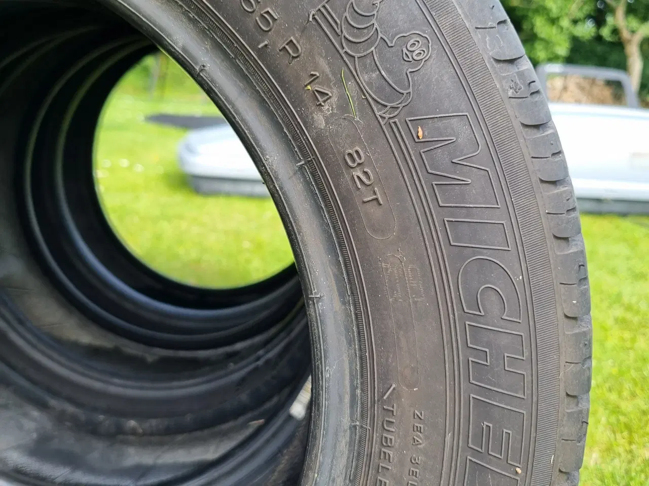 Billede 4 - Michelin sommerdæk 175/65 R14