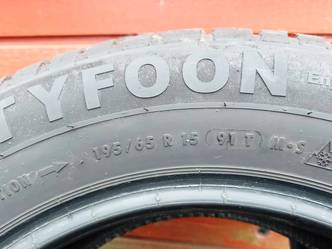 Billede 6 - 195/65 R15 Tyfoon Vinterdæk