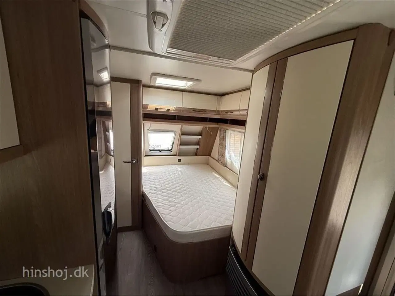 Billede 7 - 2018 - Hobby De Luxe 460 UFe   Dejlig vogn med rundsidegruppe og franskseng fra Hinshøj Caravan A/S