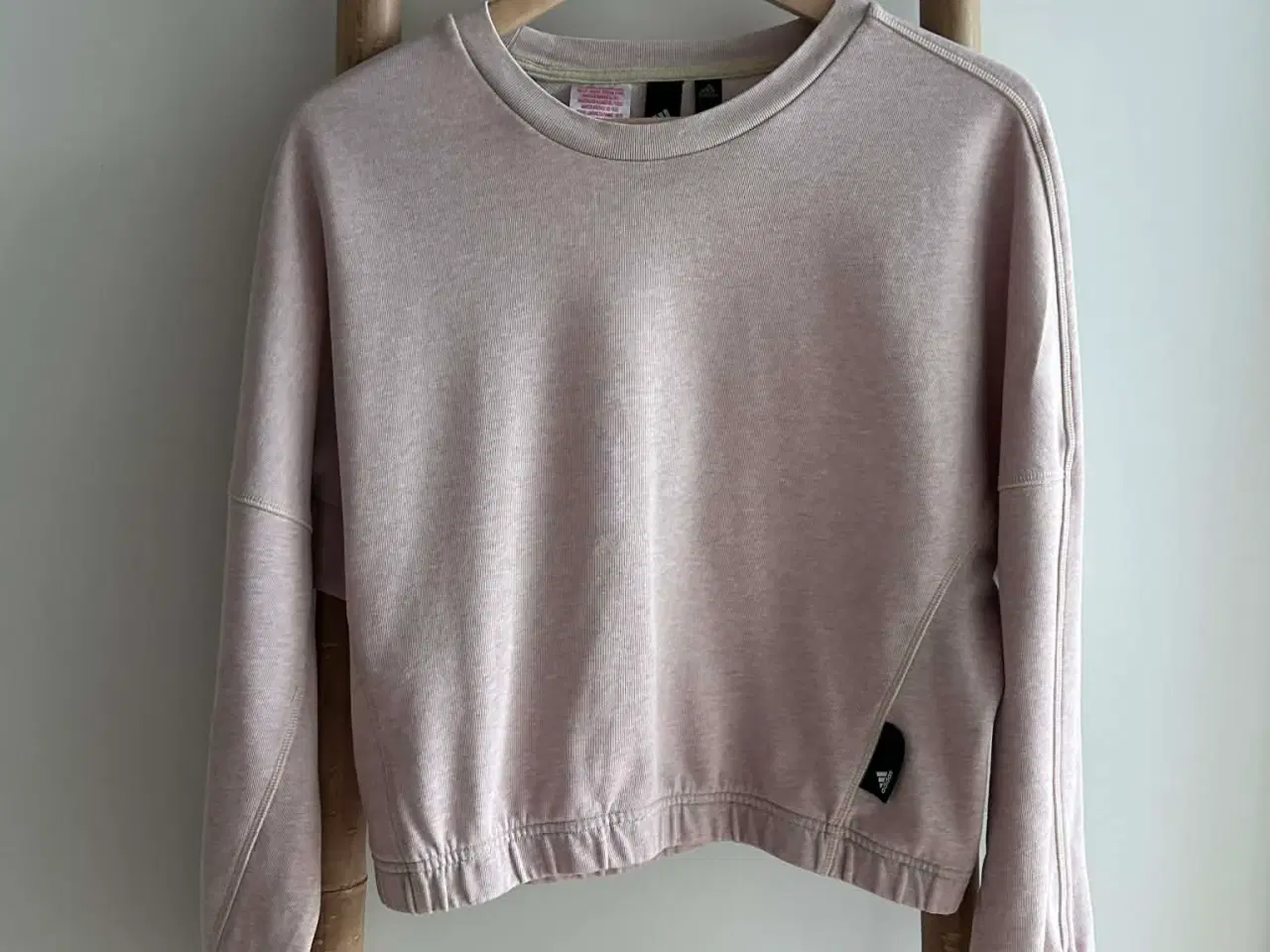 Billede 1 - adidas sweatshirt, str. 152