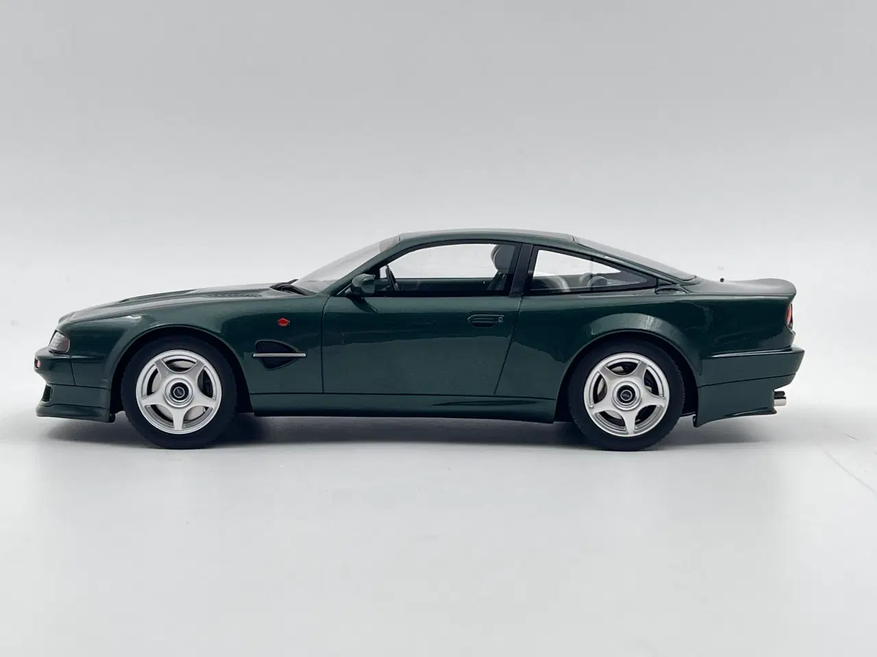 Billede 3 - 1999 Aston Martin Vantage V8 Le Mans V600 1:18 