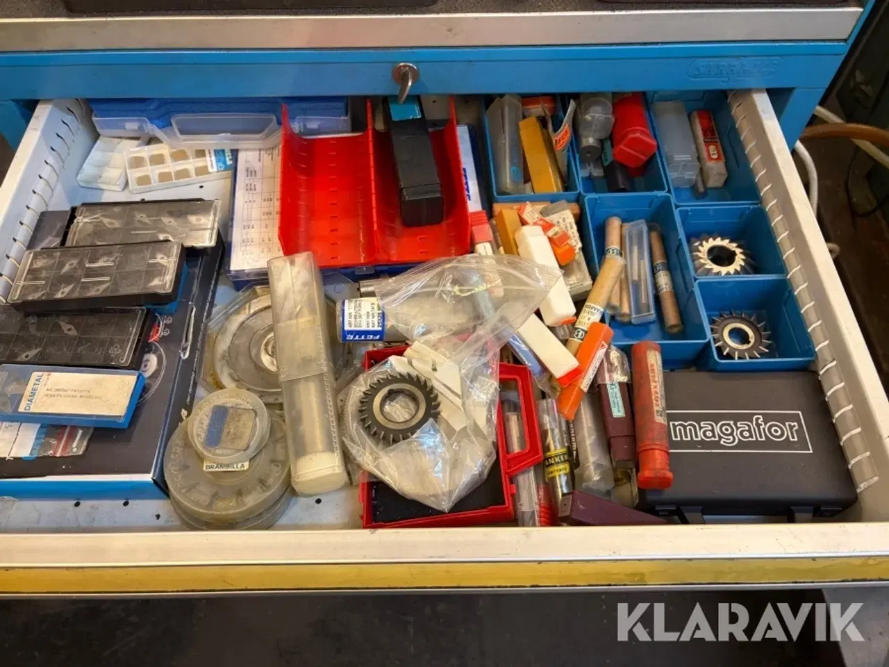 Billede 3 - Værktøjsskab med  indhold – maskineværktøj og tilbehør