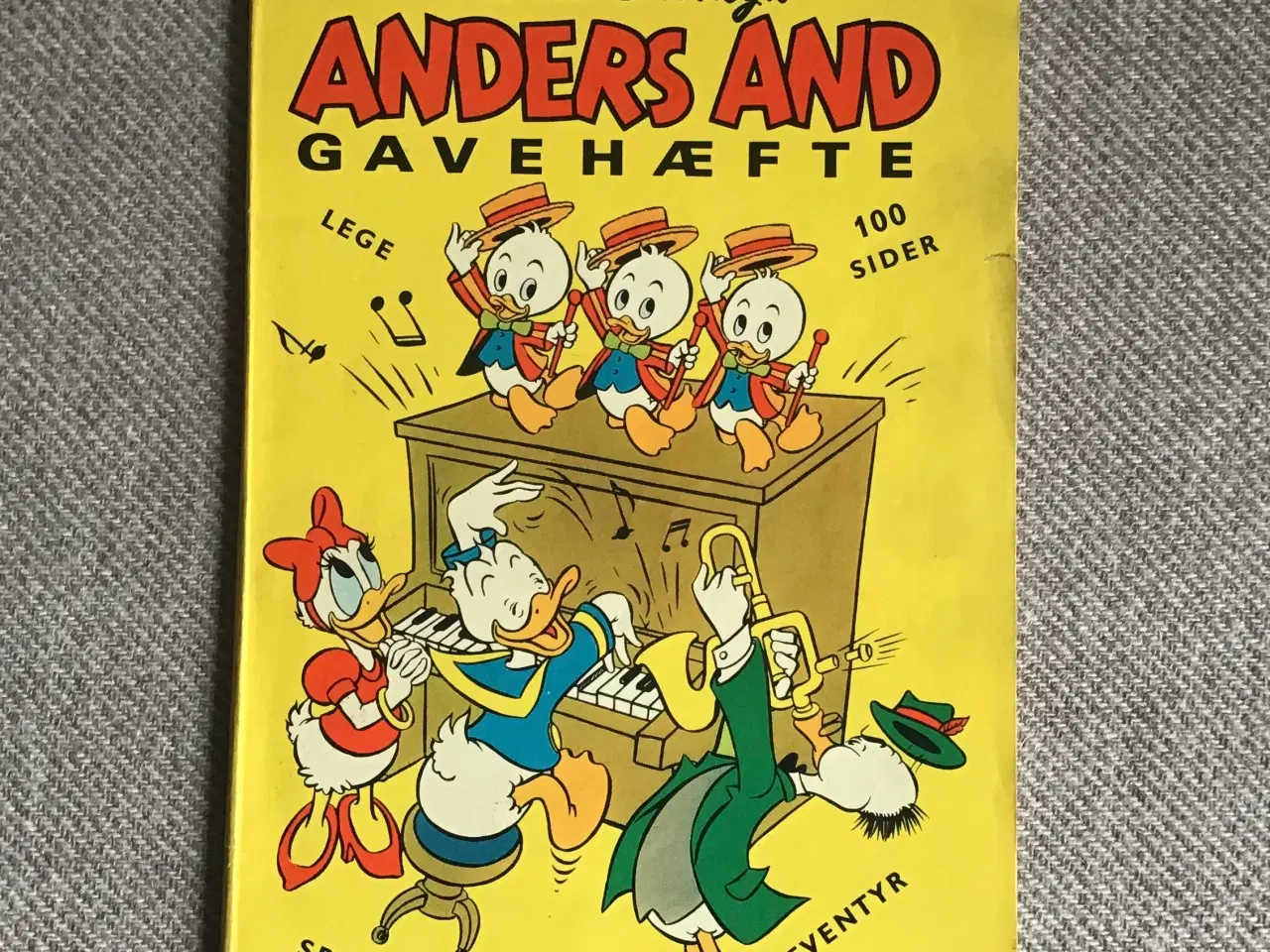 Billede 1 - Anders And gavehæfte 1963