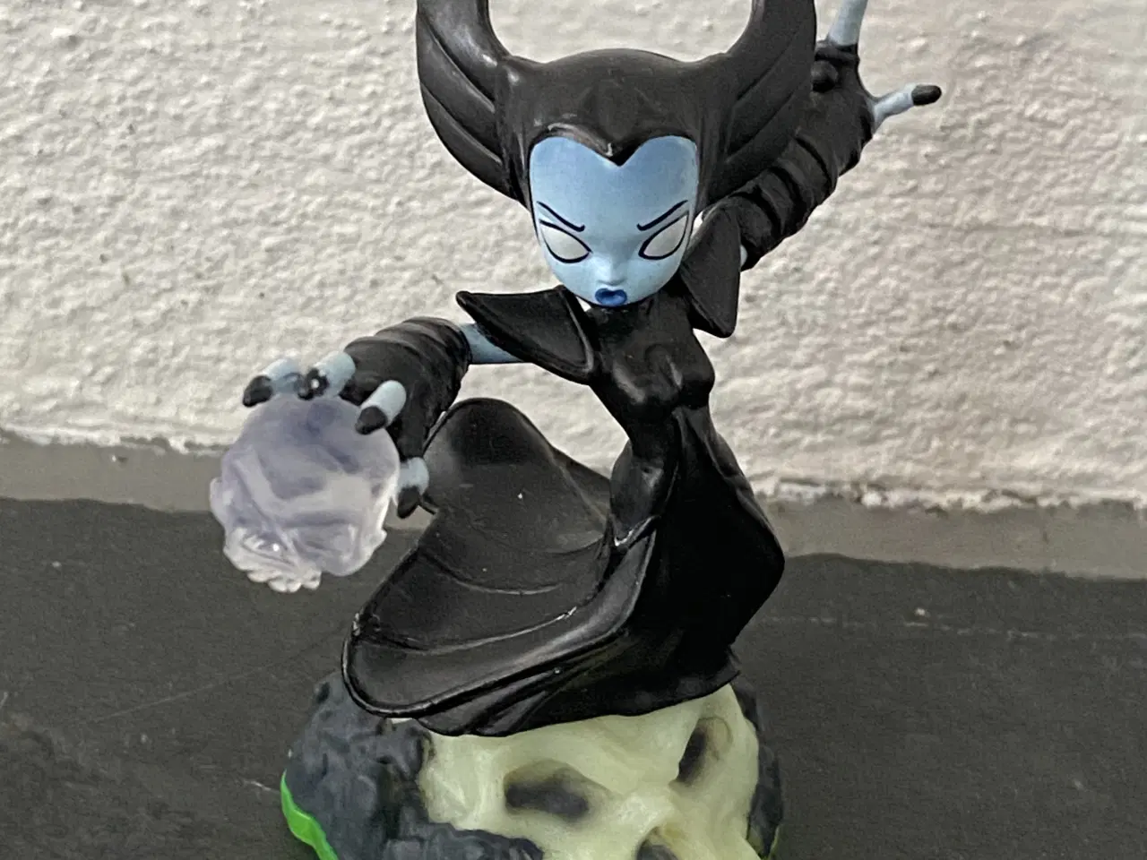 Billede 1 - skylanders figur "Hex"