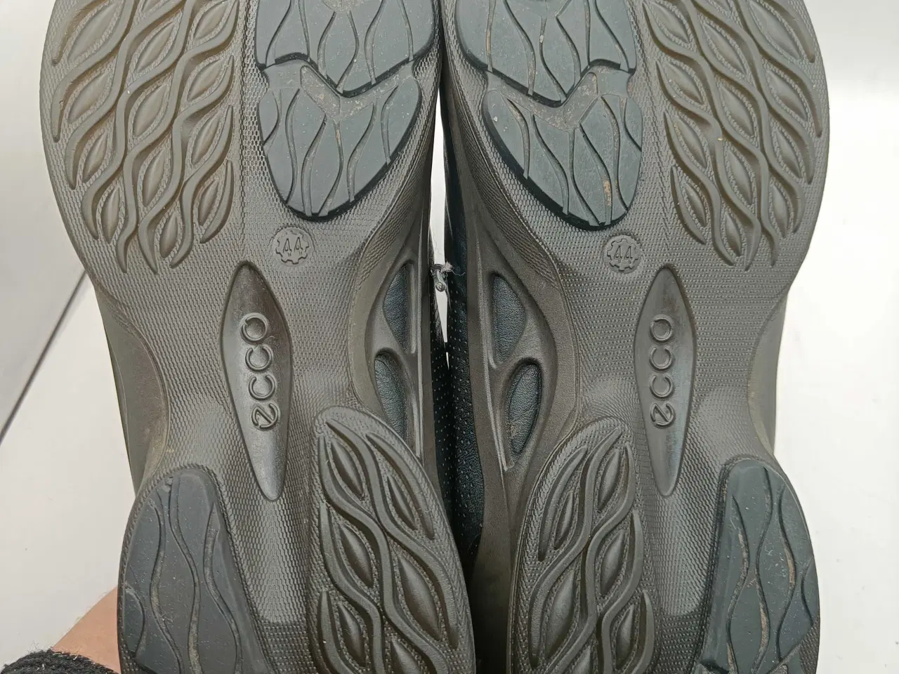 Billede 7 - Ecco sort læder sko 44str