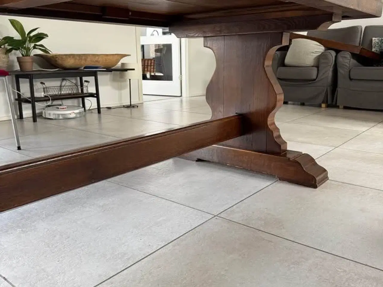 Billede 5 - Lækkert spisebord med 2 ekstra plader