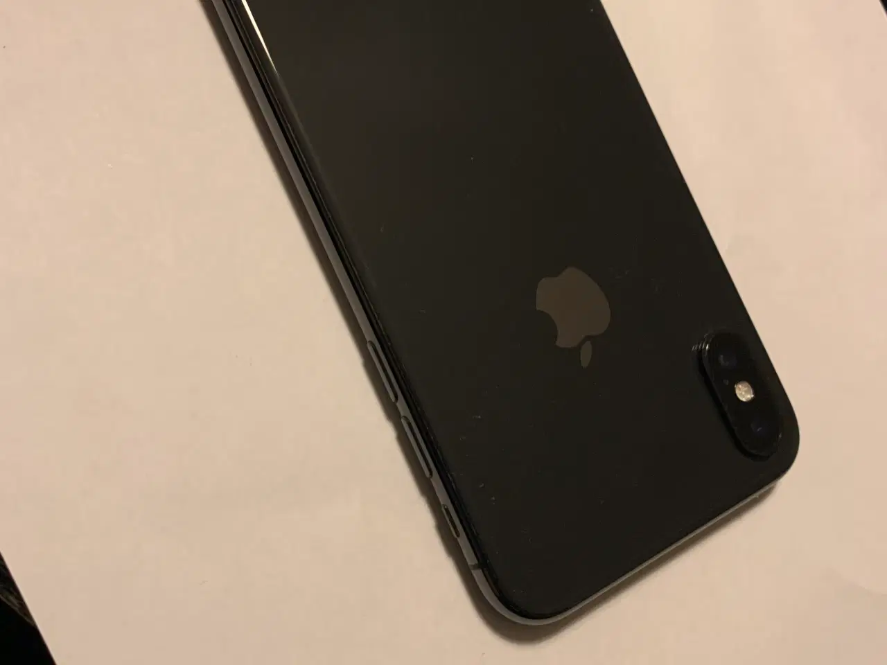 Billede 3 - iPhone X, 64 GB, sort, Super god stand iPhone X Me