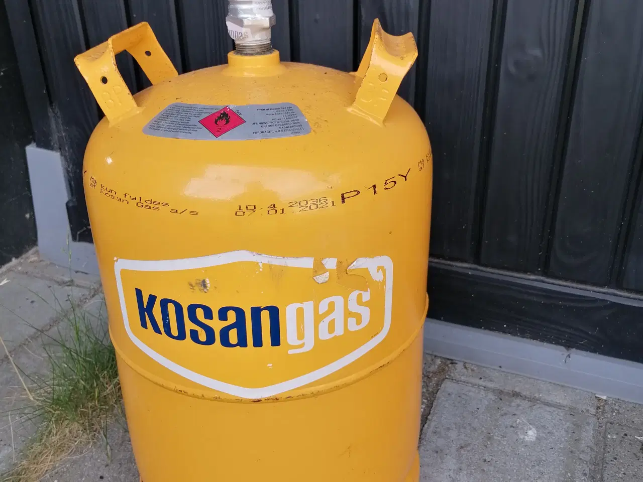 Billede 1 - 11 kg gasflaske fyldt og plomberet