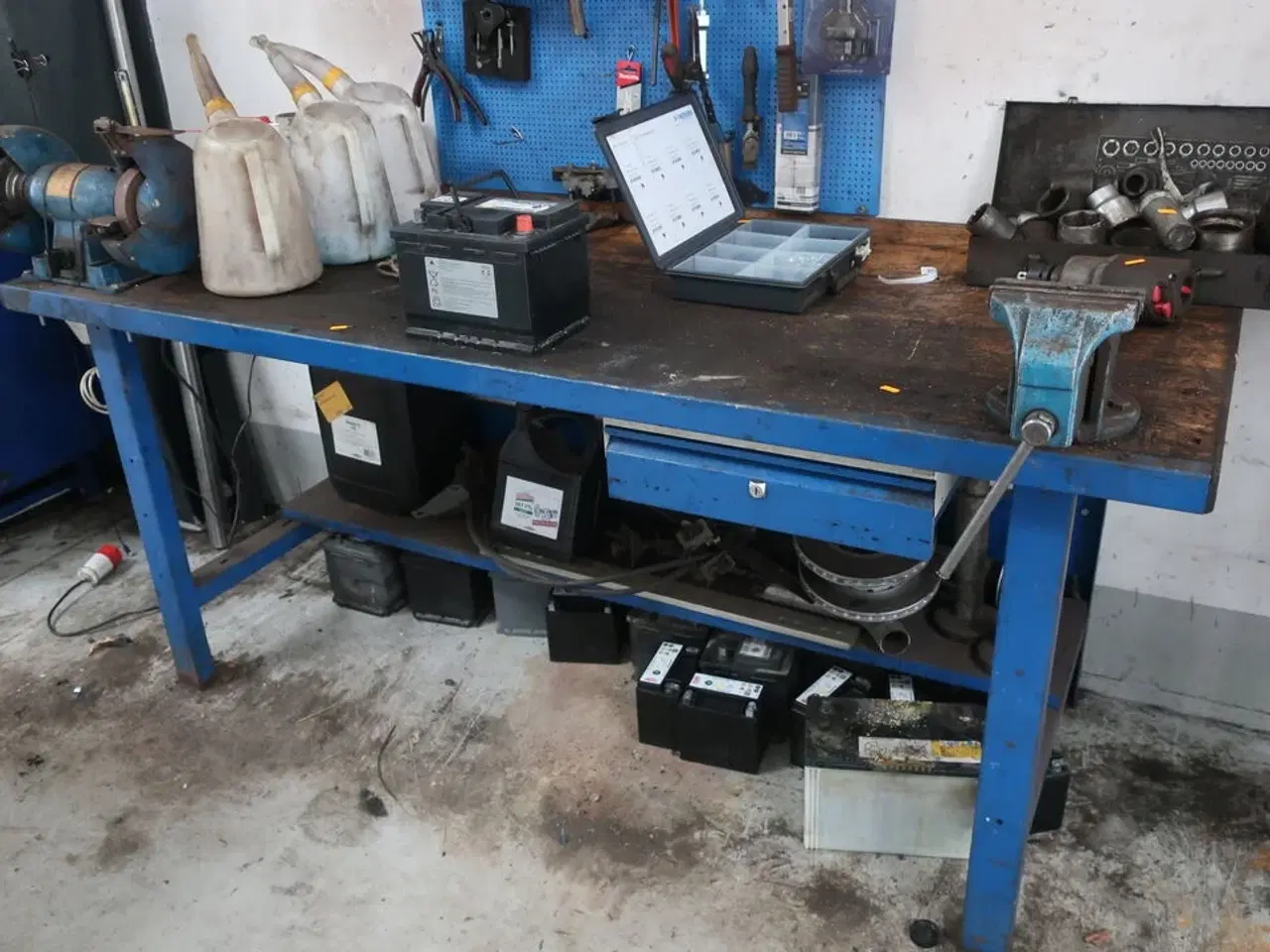 Billede 1 - Værkstedsbord uden indhold