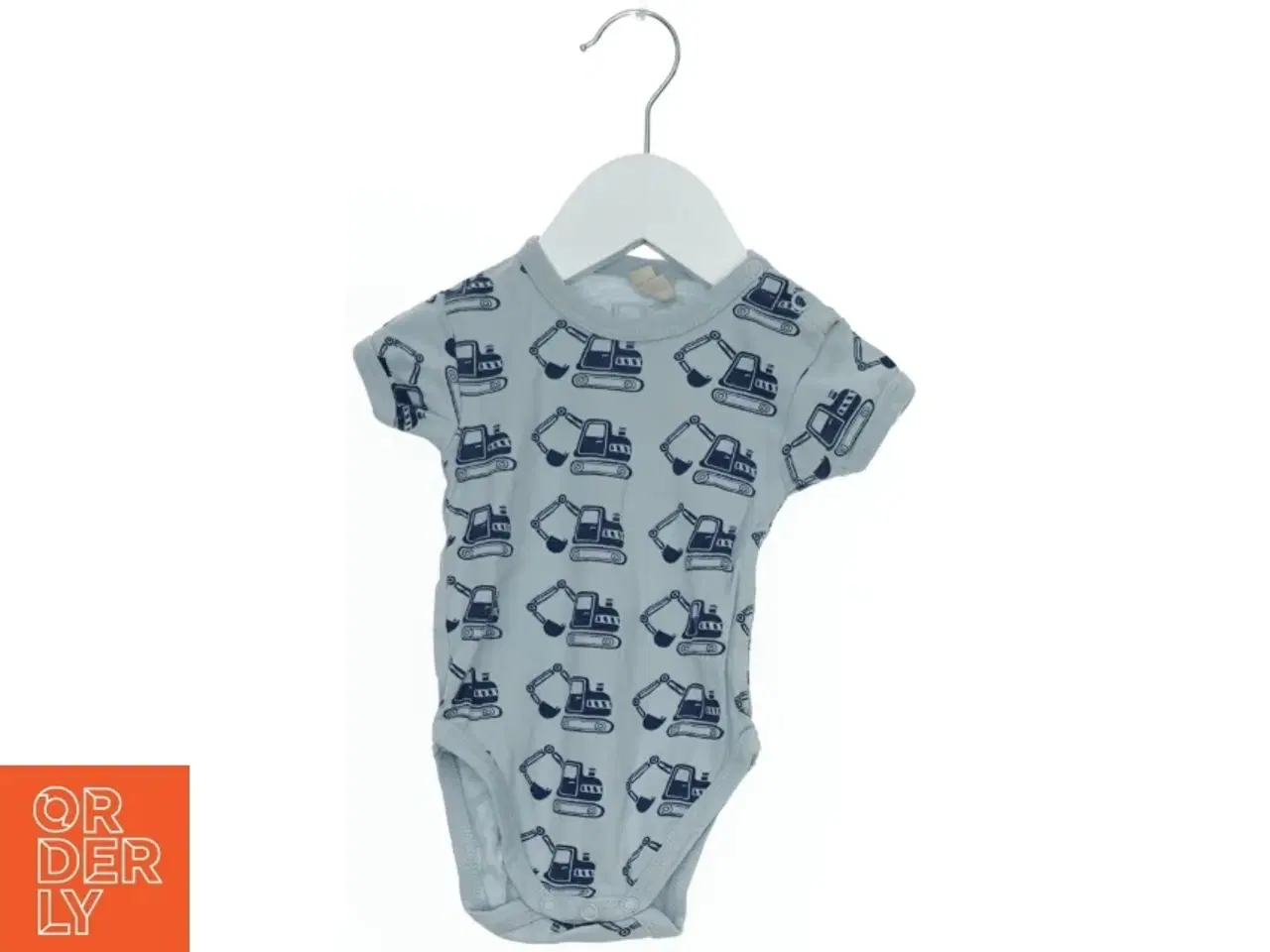 Billede 1 - Baby bodystocking med skovlmaskine print fra Little One (str. 68)