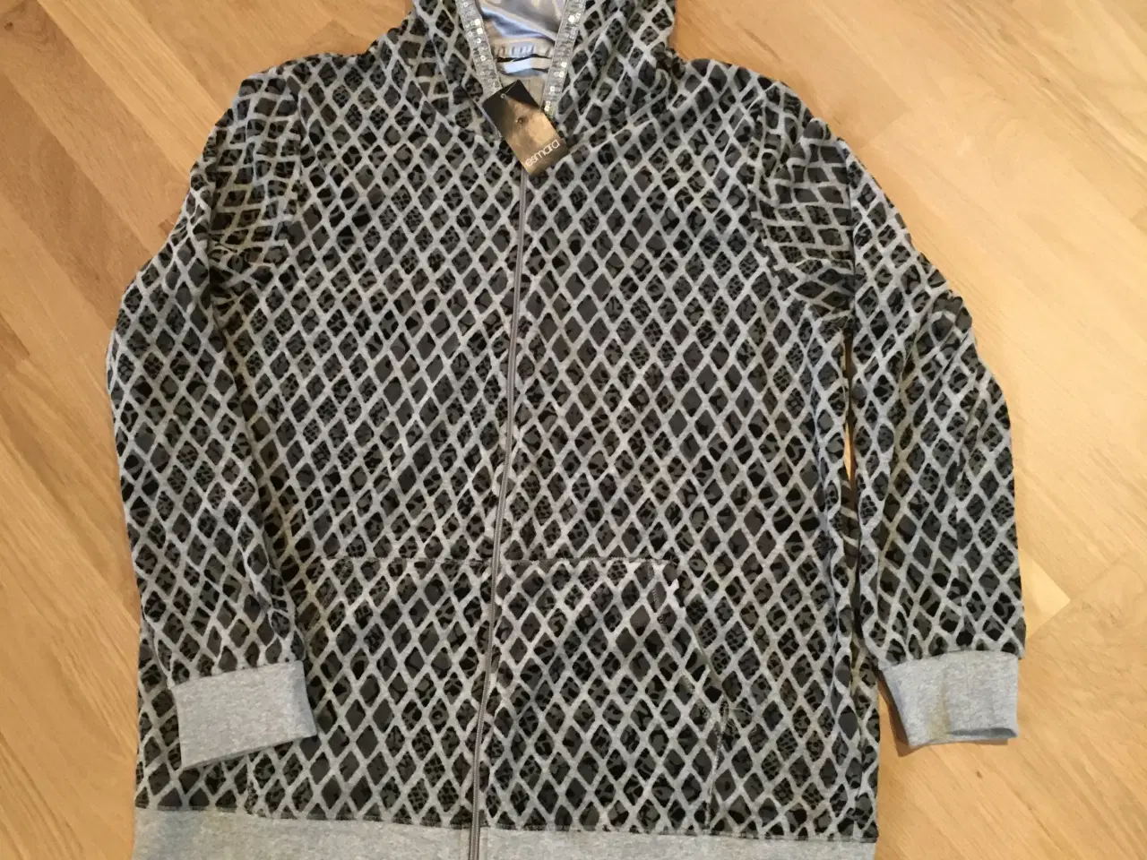 Billede 1 - NY Cardigan str. XL