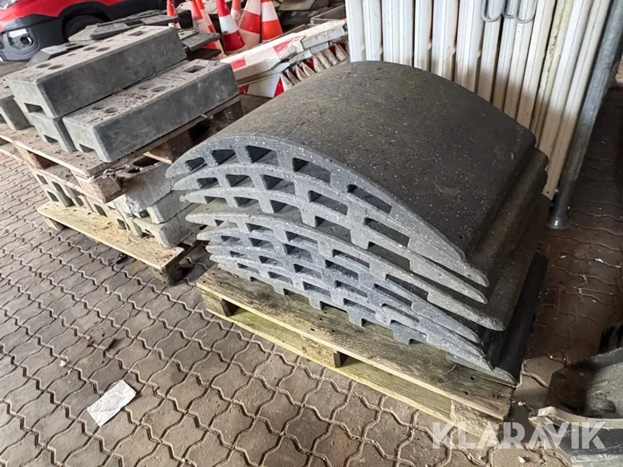 Billede 7 - Trafikafspærrings Lot