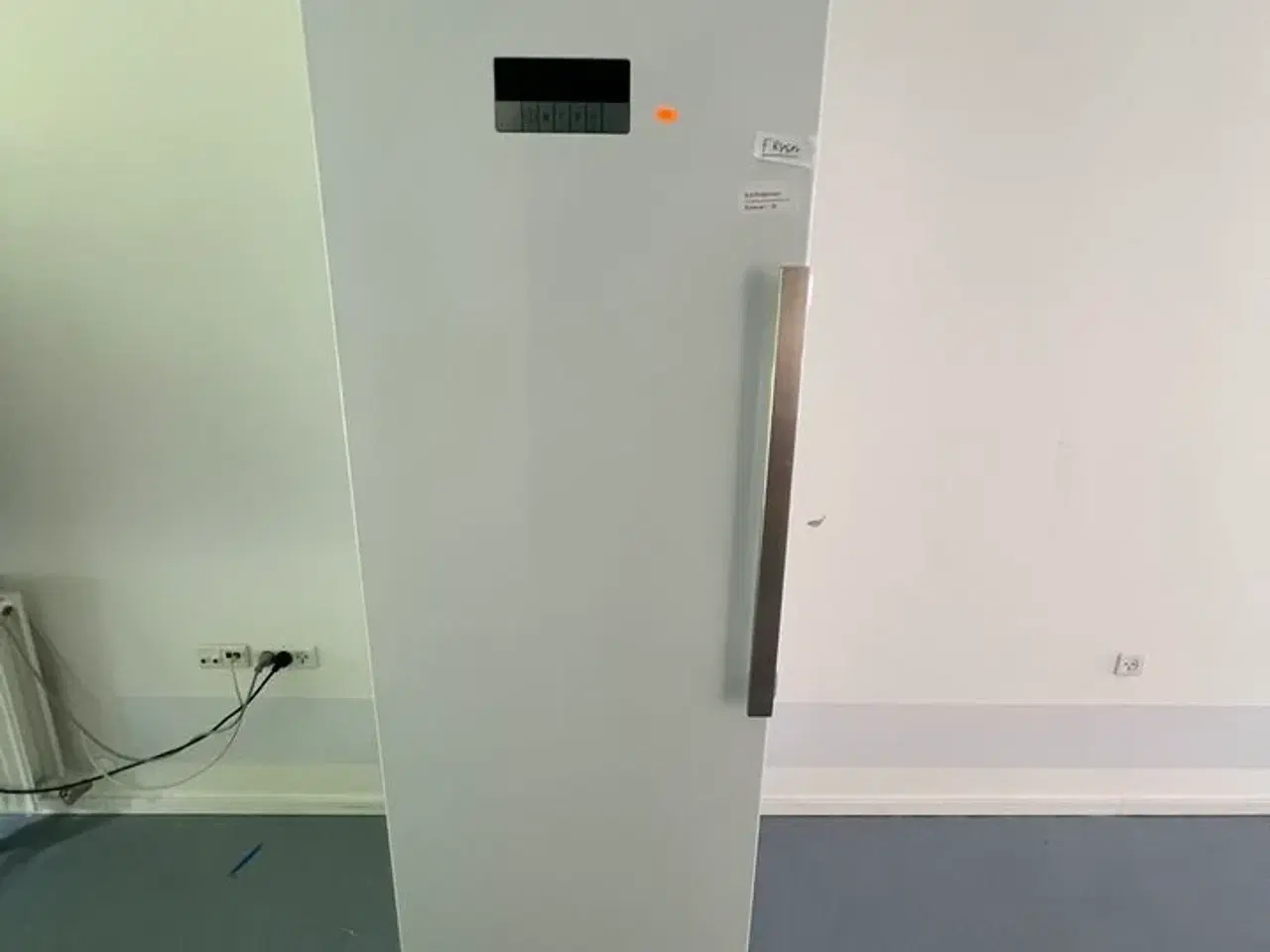 Billede 2 - Fryseskab GRUNDIG F60312NE