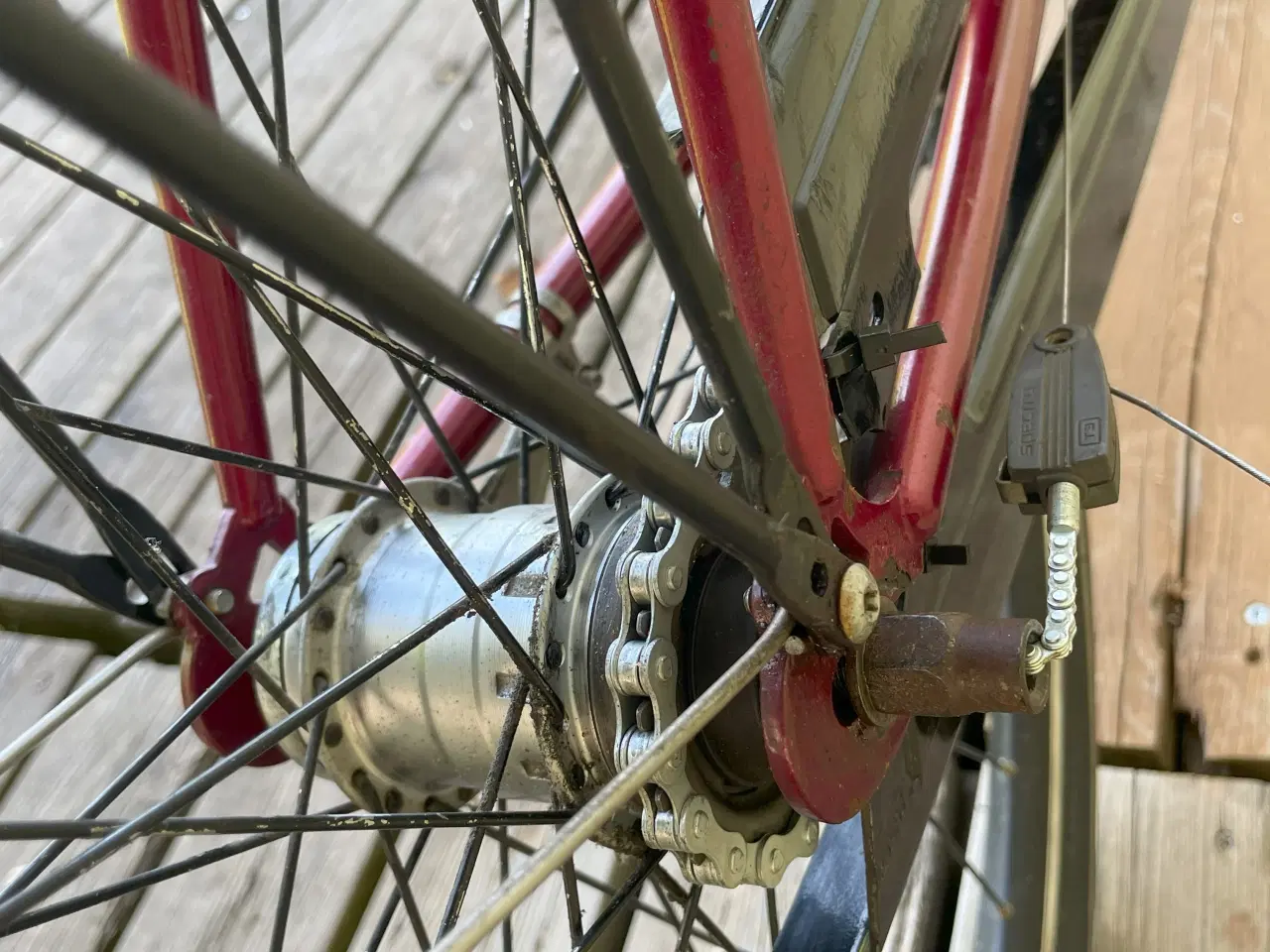 Billede 2 - Rød Mustang klassisk dame/pigecykel