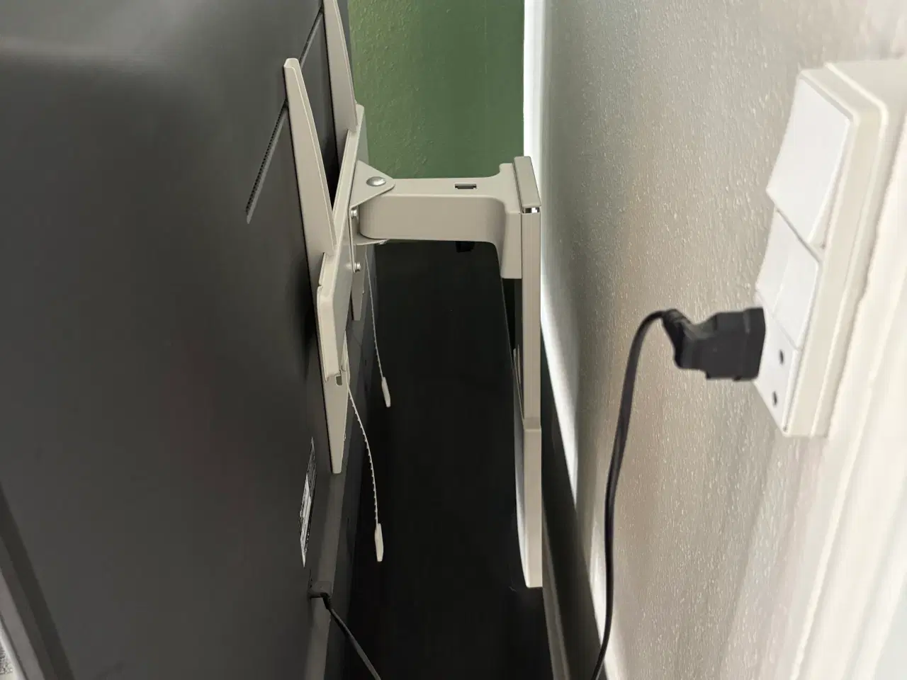 Billede 3 - TV møbel inkl. tv ophæng