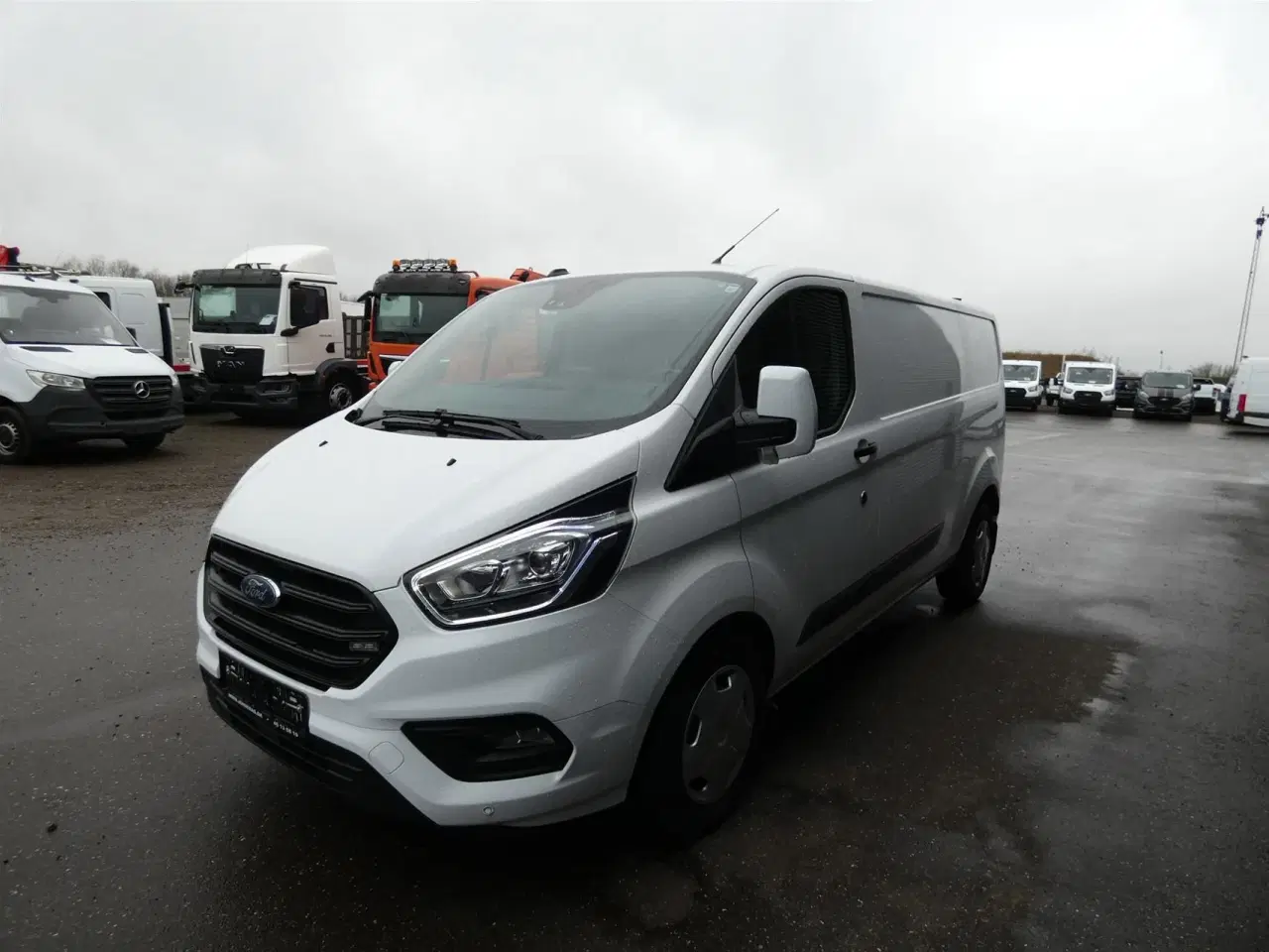 Billede 5 - Ford Transit Custom 300 L2H1 2,0 TDCi Trend 130HK Van 6g Aut.