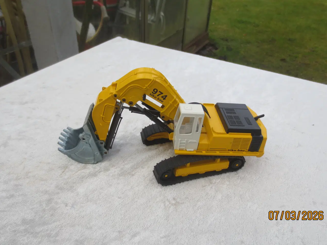 Billede 2 - 3 stk Modeltraktor Entreprenør maskiner Komatsu