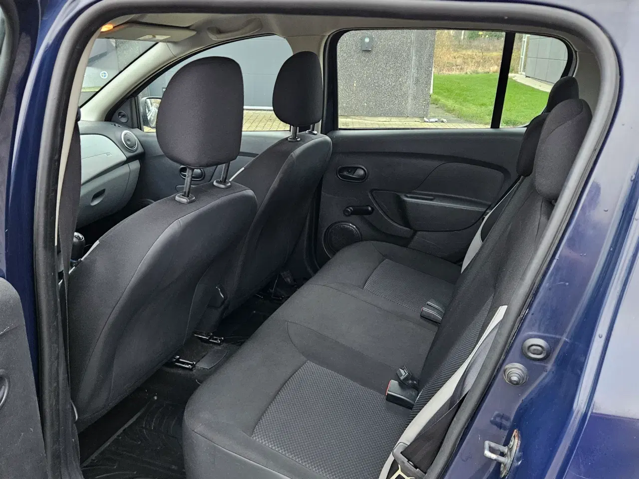 Billede 4 - Dacia Sandero "Nysynet, velholdt og økonomisk"