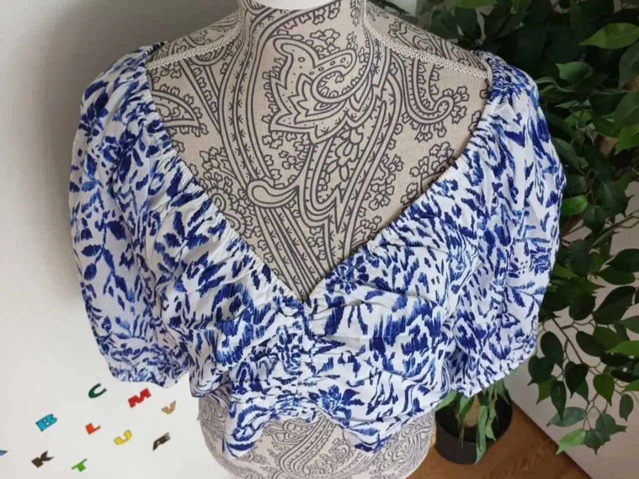 Billede 2 - Top. Gina Tricot. XL/42