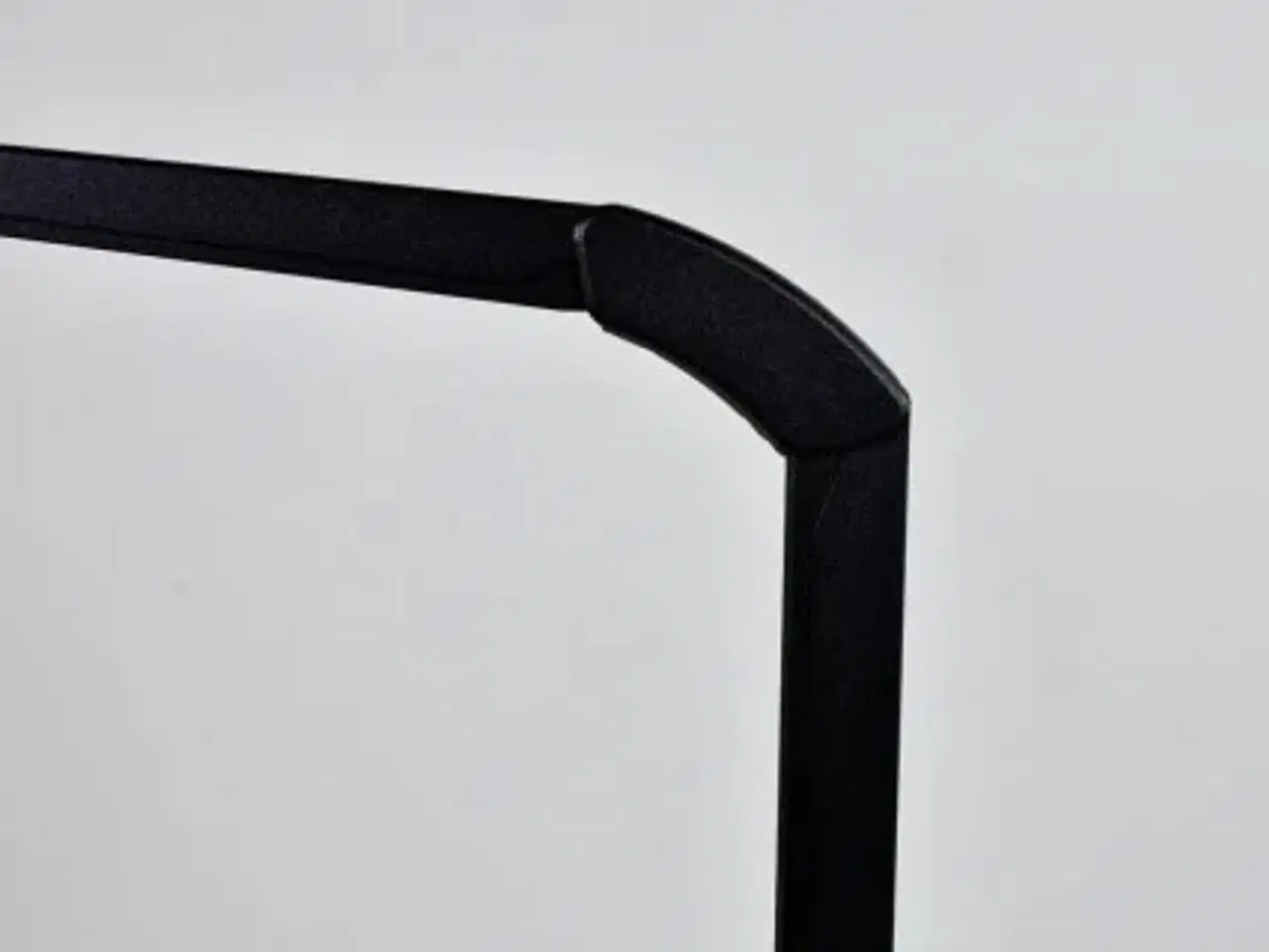 Billede 5 - Luxo ovelo sort bordlampe med fod