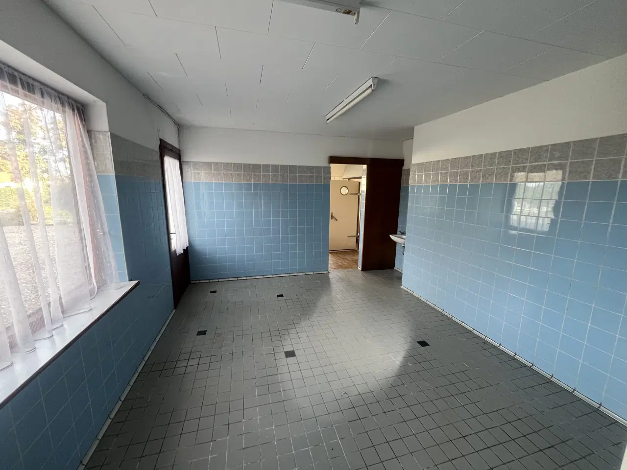 Billede 9 - Hus med udestue og brændeovn