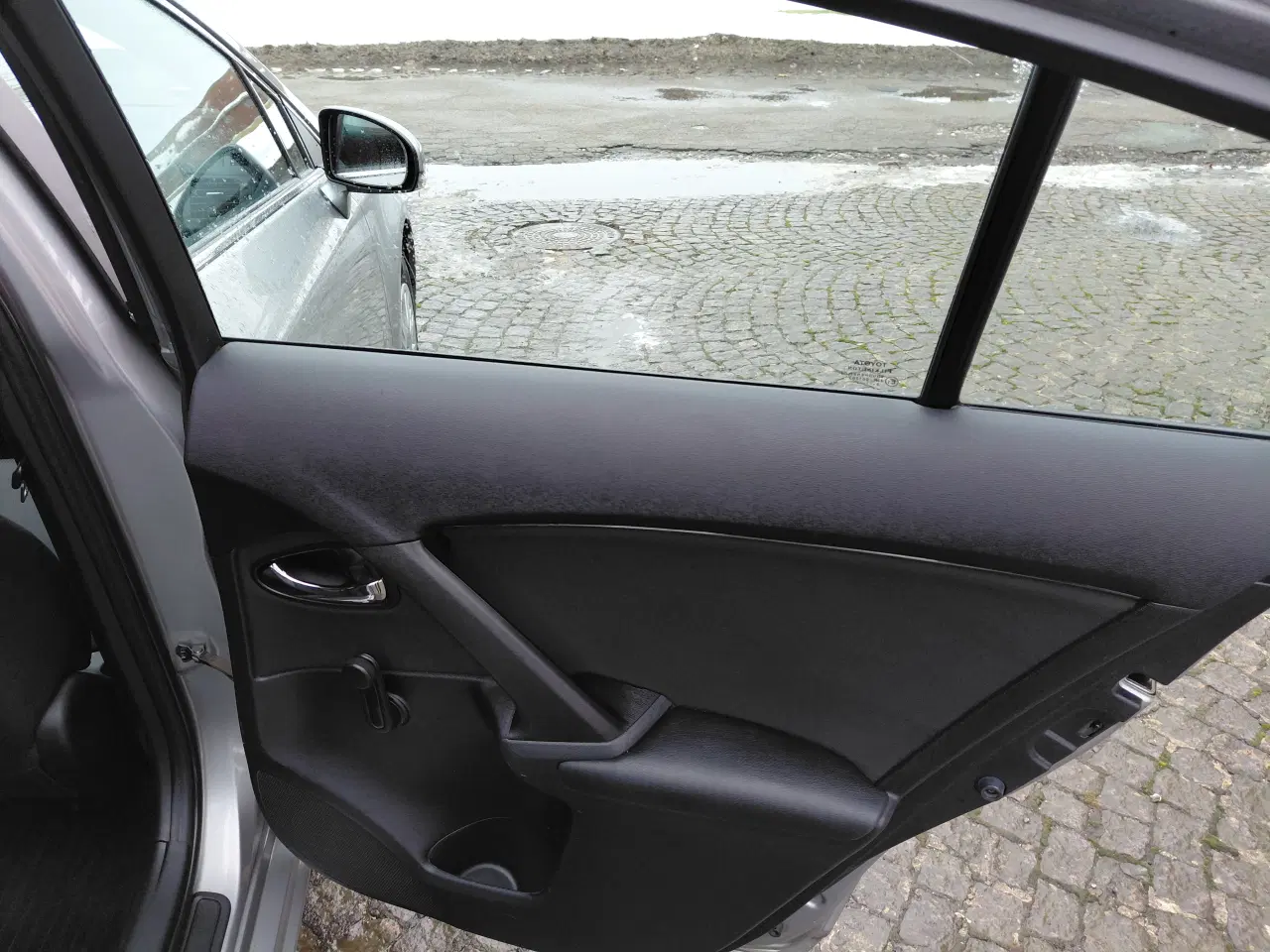 Billede 9 - Toyota Avensis 1.6 VVT-i Benzin – Velholdt 