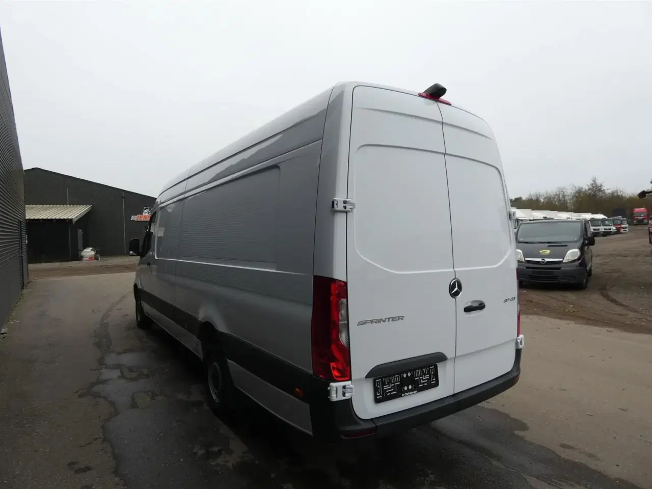 Billede 7 - Mercedes-Benz Sprinter 317 2,0 CDI A4 H2 RWD 9G-Tronic 170HK Van Aut.